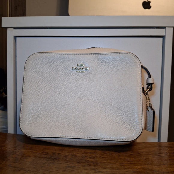 Coach Crossbody Bag - Picture 2 of 12